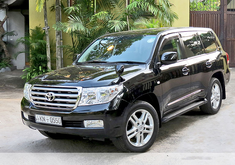 Toyota Land Cruiser 200 V8 4WD for hire at Malkey Rent A Car Colombo
