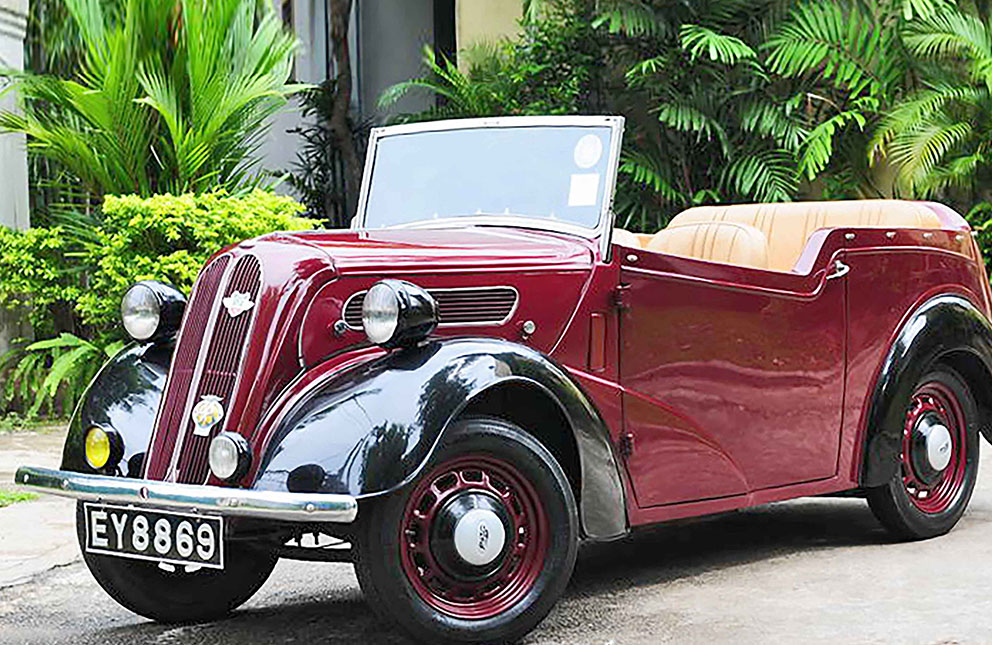 Ford 10 Anglia Tourer vintage car at Malkey Rent A Car Colombo