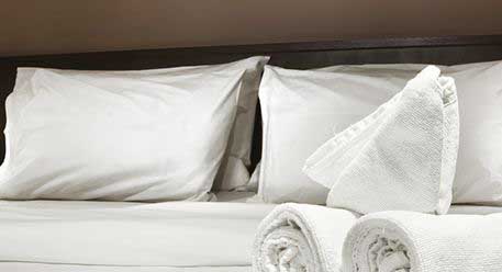 3-star hotel room interior in Sri Lanka to book