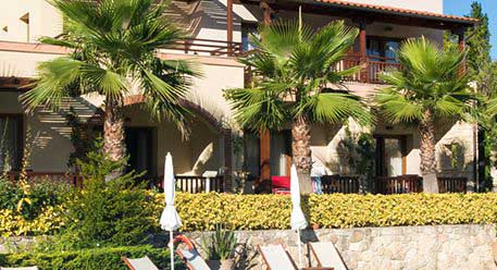Villa accommodation exterior available to stay in Sri Lanka