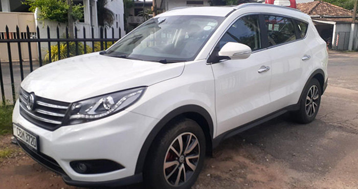 DFSK Glory 580 SUV for hire at Malkey Rent A Car Colombo