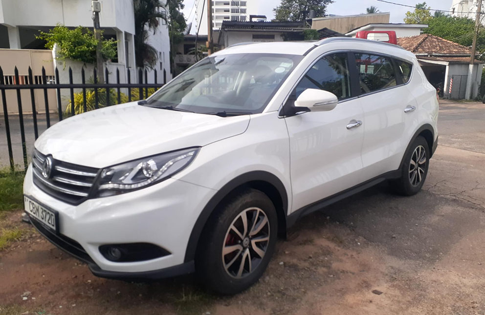 DFSK Glory 580 SUV vehicle at Malkey Rent A Car Colombo